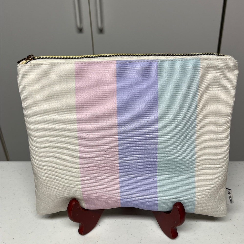 Striped Pastel Cosmetic bag - Picture 2 of 5